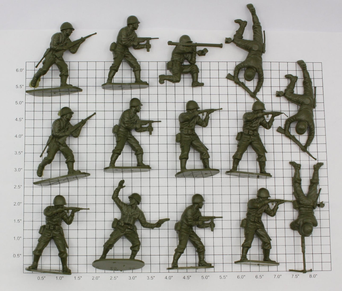 Lionel 1355-01 Assortment of Soldier Figures (Pack of 14)