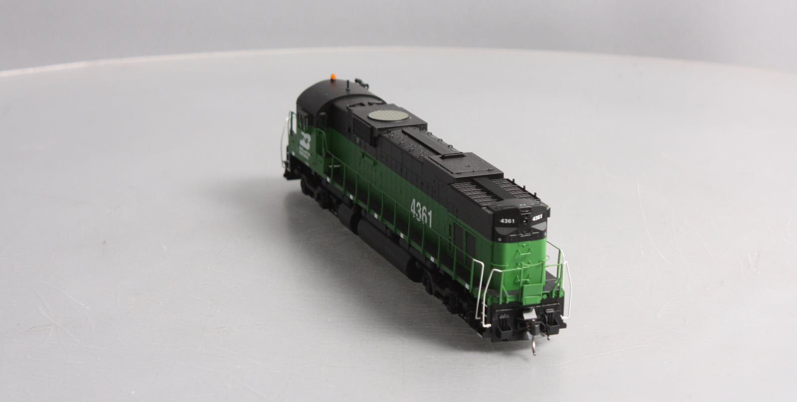 Bowser 23599 Bowser Executive Line Diesel Alco C636 w/Snow Guards