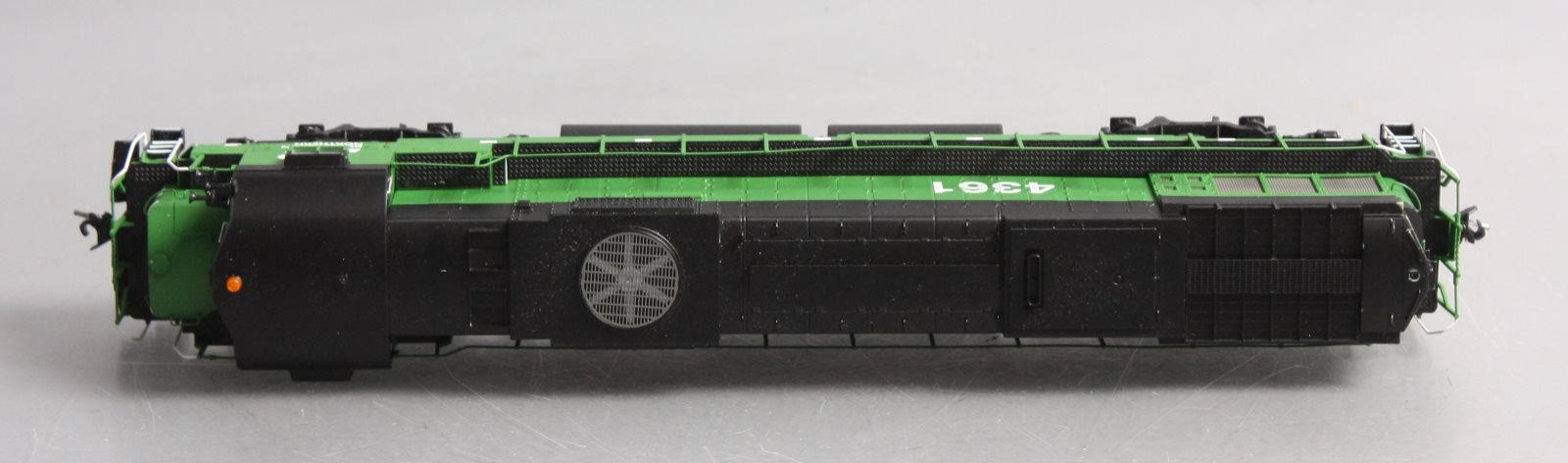 Bowser 23599 Bowser Executive Line Diesel Alco C636 w/Snow Guards