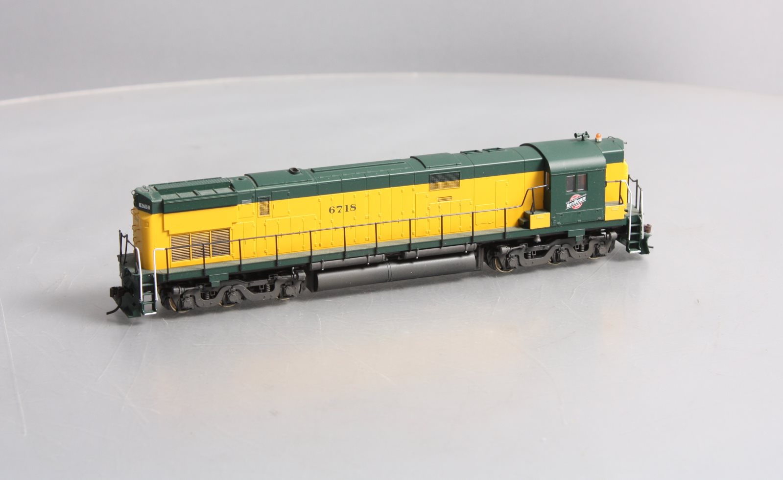 Stewart 6261 HO Chicago & North Western Diesel ALCO C628 High Hood Powered #6718
