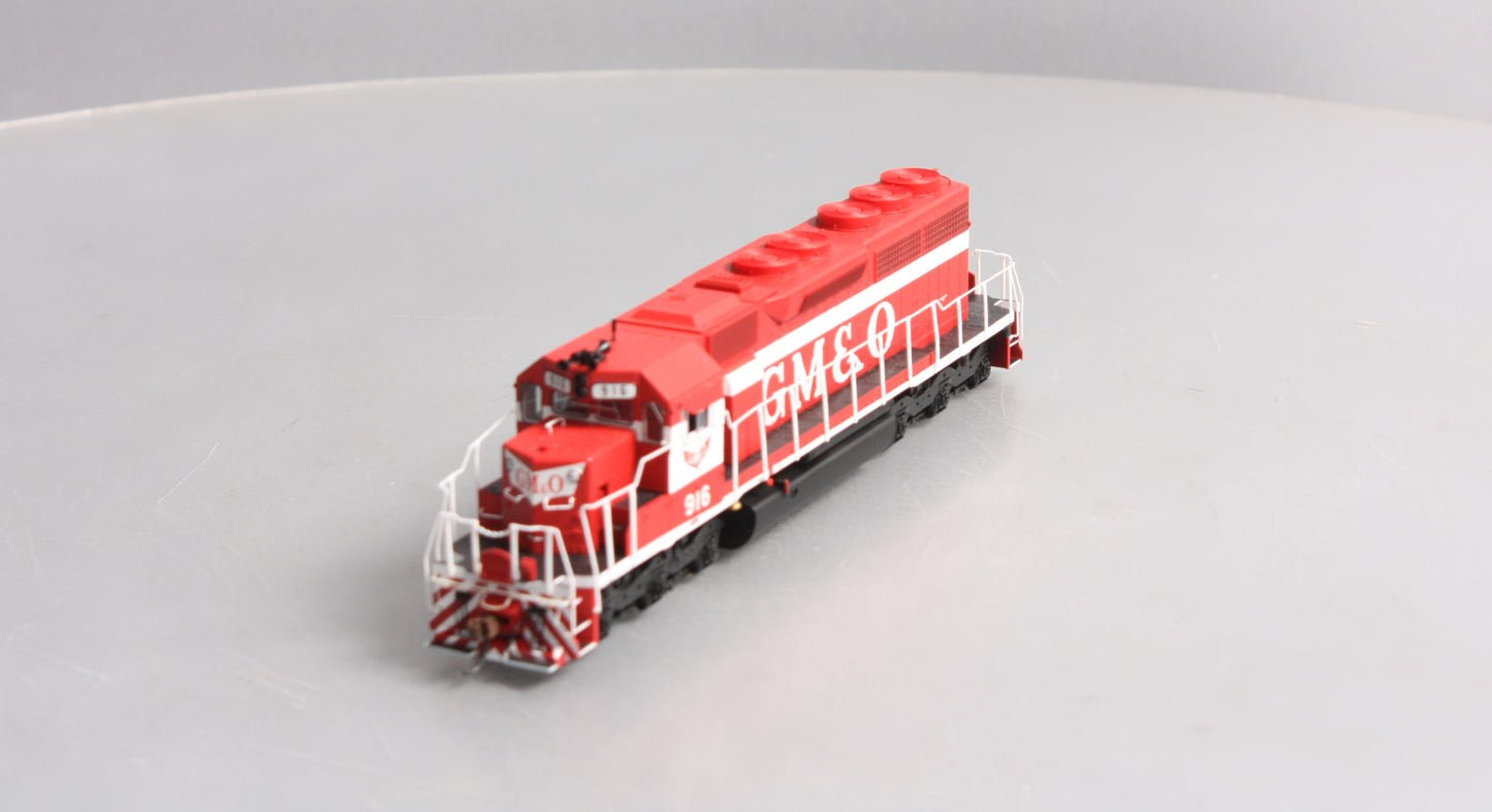Athearn 86727 HO Gulf, Mobile & Ohio/Red & White SD40 Diesel Locomotive #916