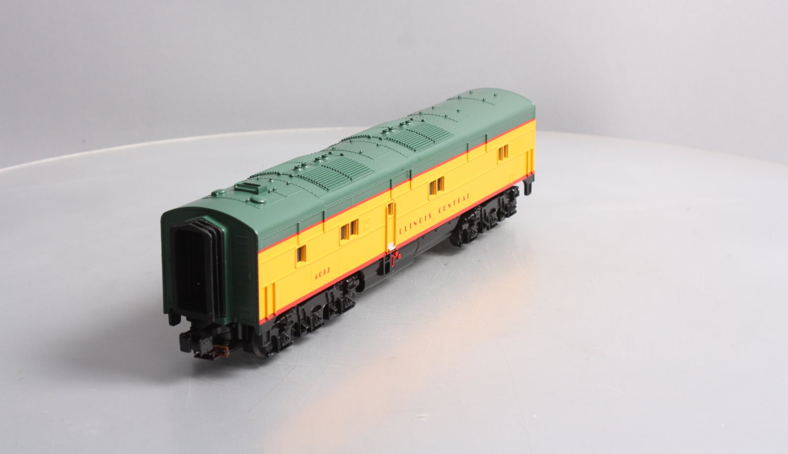 MTH 30-20553-3 Illinios Central E-6 B Unit Non-Powered DIesel Engine #4097