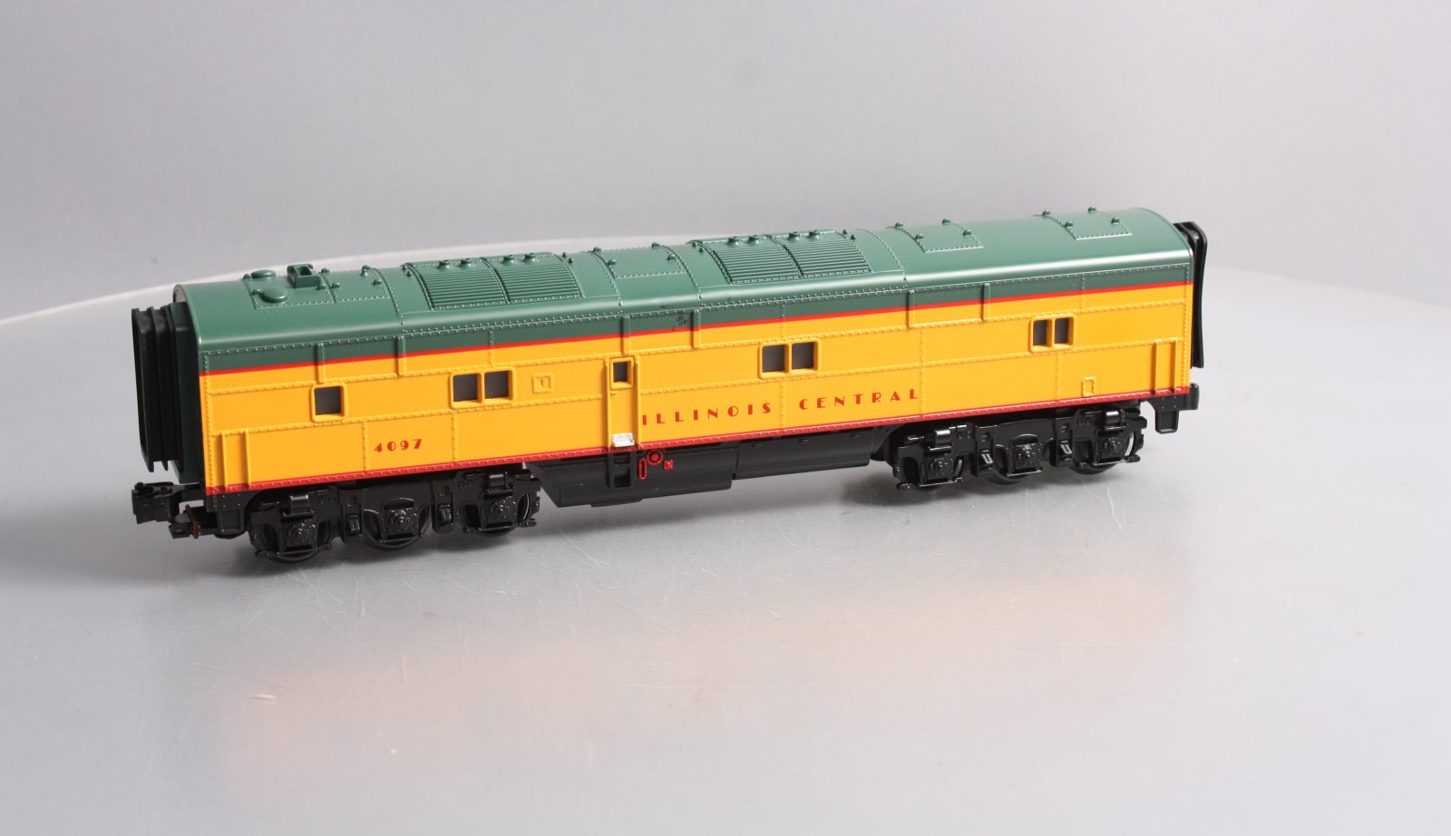 MTH 30-20553-3 Illinios Central E-6 B Unit Non-Powered DIesel Engine #4097