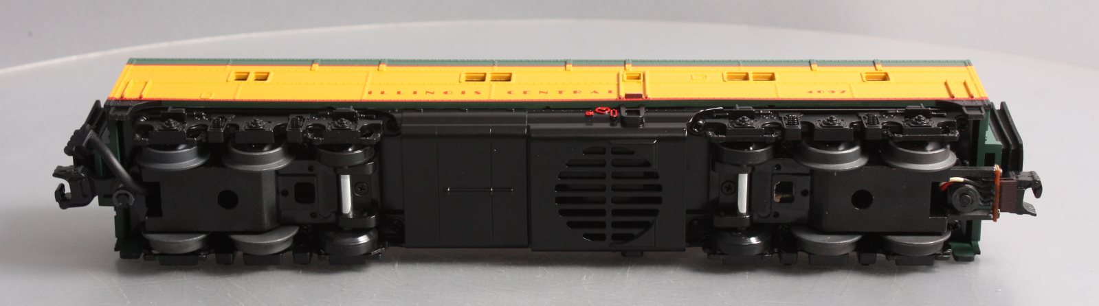 MTH 30-20553-3 Illinios Central E-6 B Unit Non-Powered DIesel Engine #4097