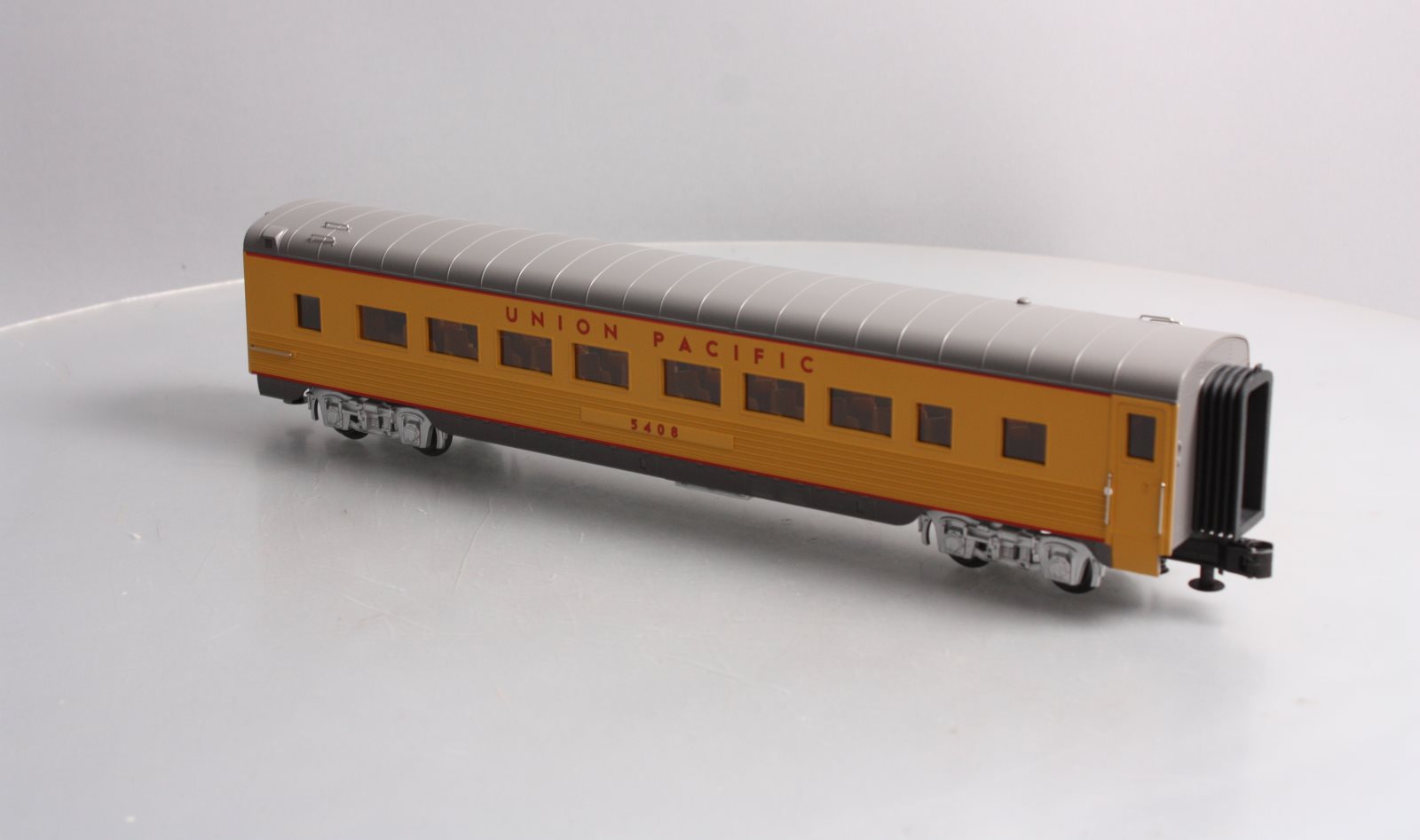 MTH 30-68112 O Union Pacific 60' Streamlined Coach Car #5408