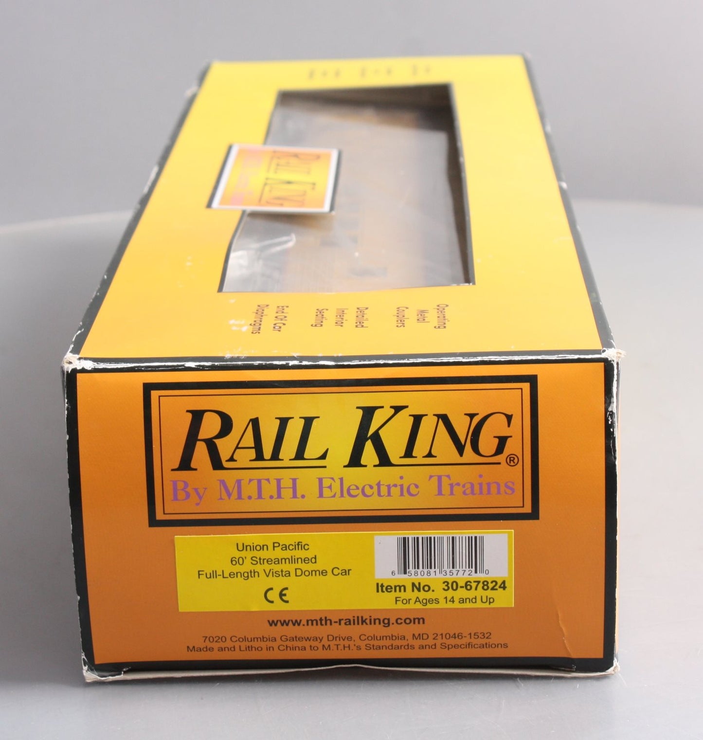 MTH 30-67824 Union Pacific 60' Streamlined ABS Full-Length Vista Dome Car