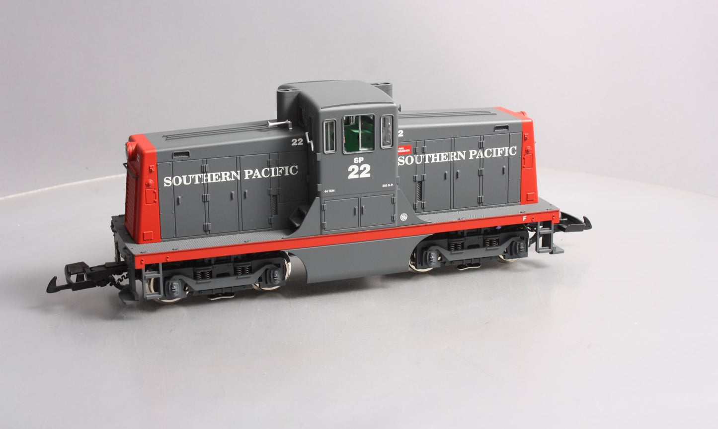 USA Trains R22158 G Scale Southern Pacific 44 Tonner Diesel Locomotive #22 LN/Box