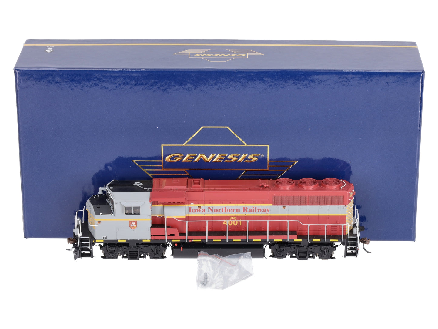 Athearn G40936 HO Iowa Northern Railway GP40-2L Diesel Locomotive #4001