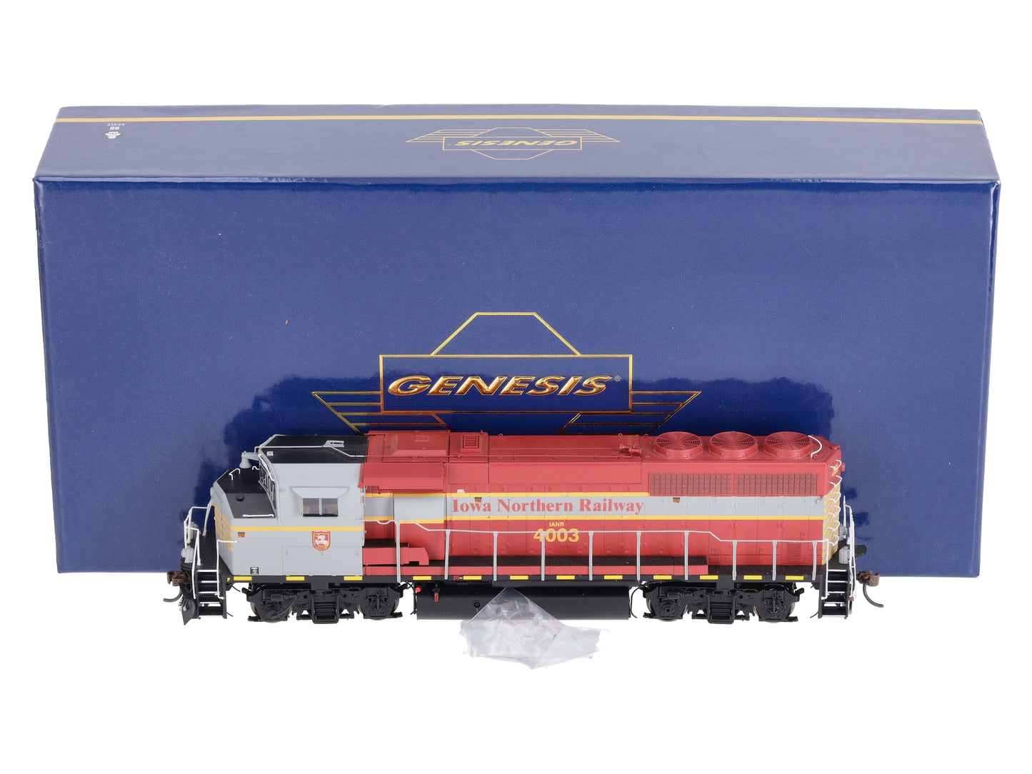 Athearn G40938 HO Iowa Northern Railway GP40-2L Diesel Locomotive #4003