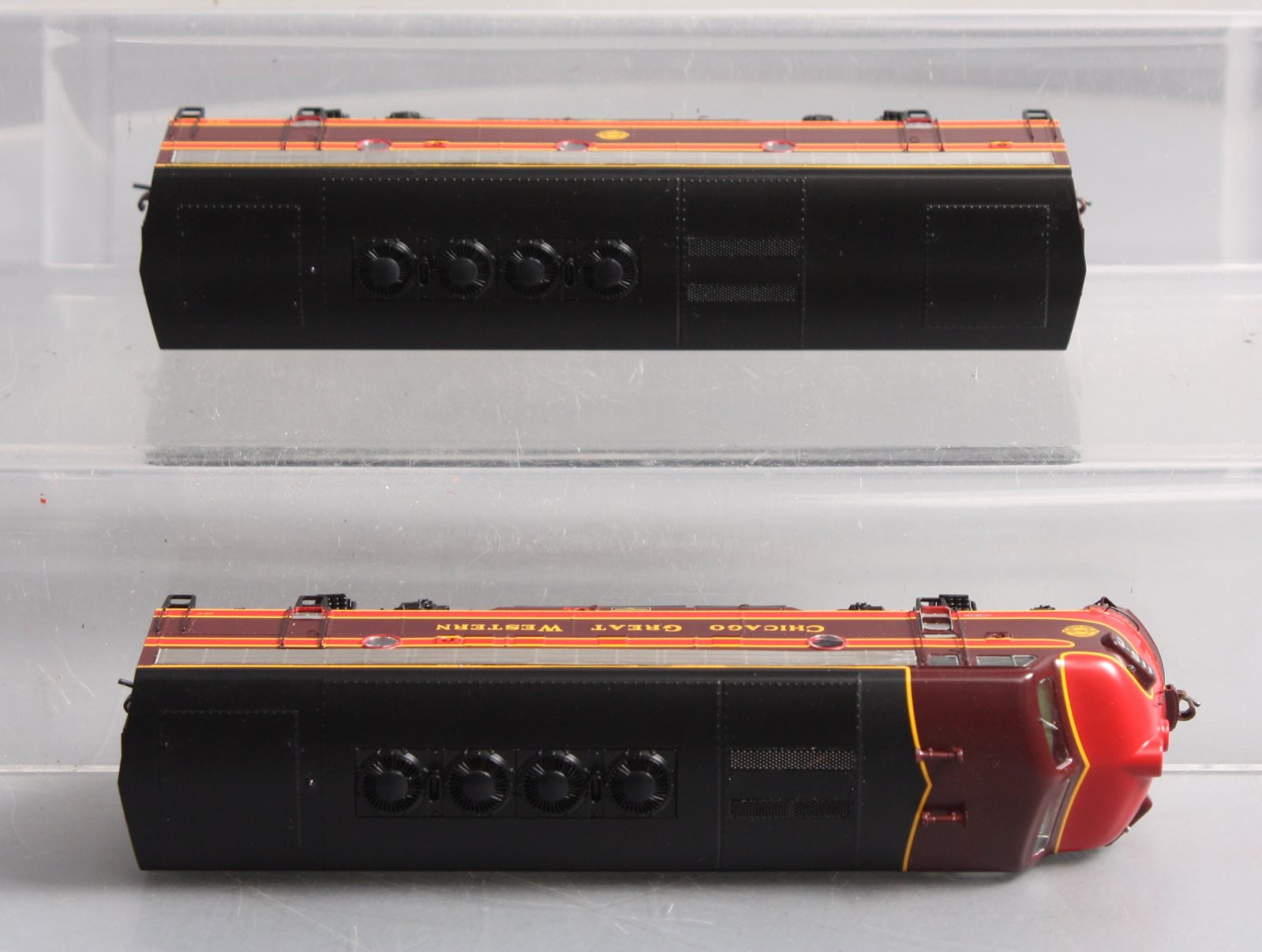 Athearn 99226 HO Scale Chicago Great Western F-5A & F-5B Diesel Locomotive Set LN/Box
