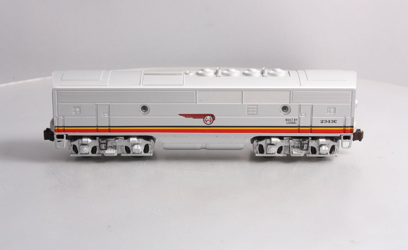 Lionel 6-18136 O Gauge Santa Fe F-3 B Unit Non-Powered Diesel Locomotive #2343C LN/Box