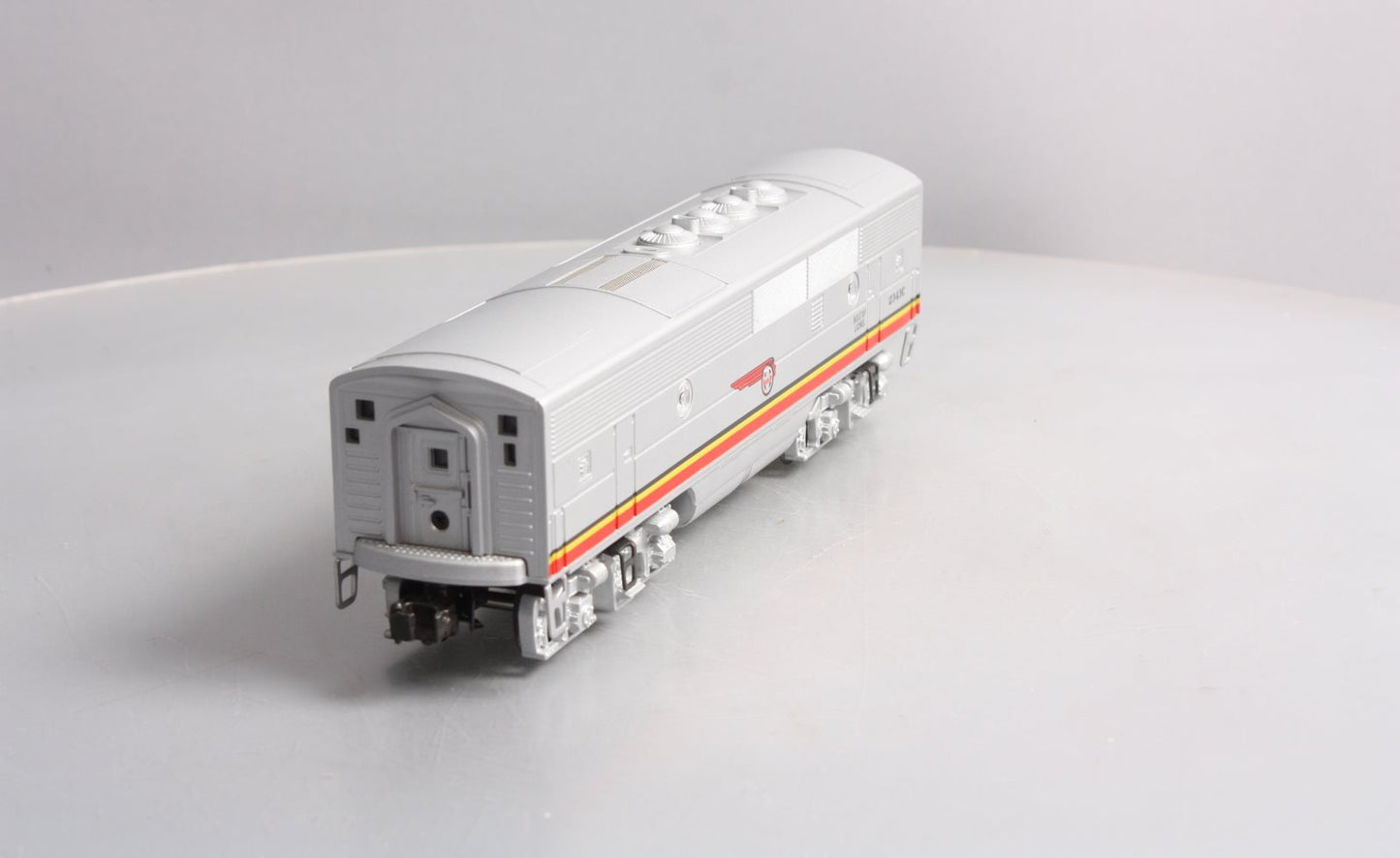 Lionel 6-18136 O Gauge Santa Fe F-3 B Unit Non-Powered Diesel Locomotive #2343C LN/Box