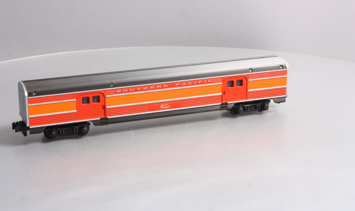American Flyer 6-49946 S Gauge Southern Pacific Daylight Streamliner Baggage Car