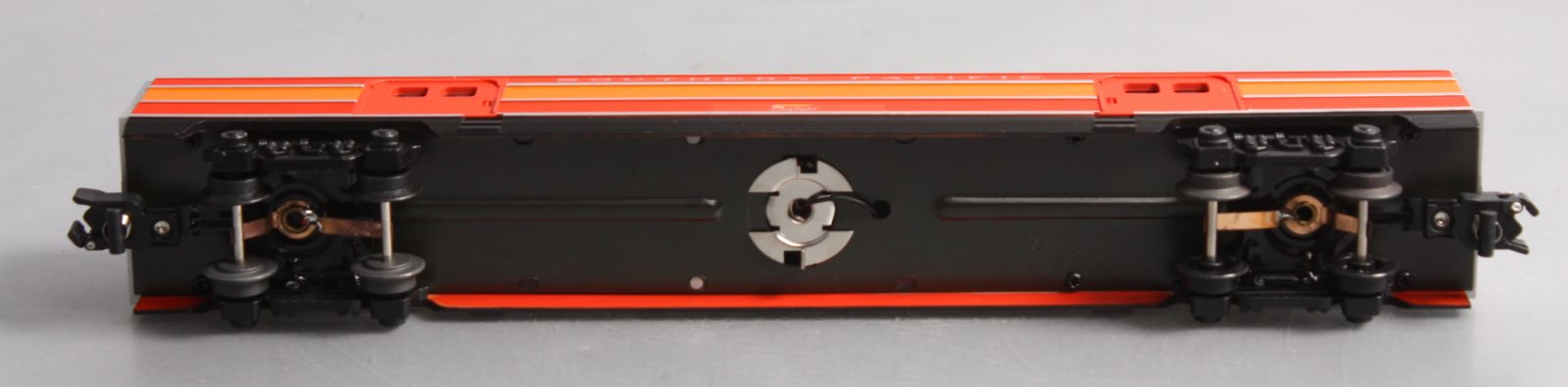 American Flyer 6-49946 S Gauge Southern Pacific Daylight Streamliner Baggage Car
