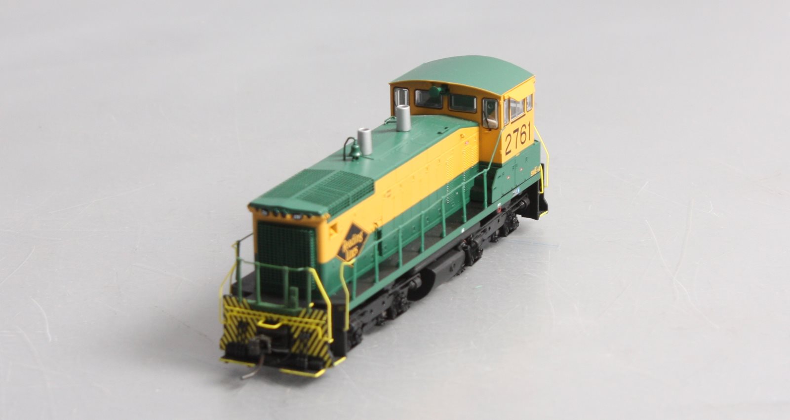 Broadway Limited 3330 HO Paragon2 Reading EMD SW1500 Diesel Switcher #2761 w/DCC