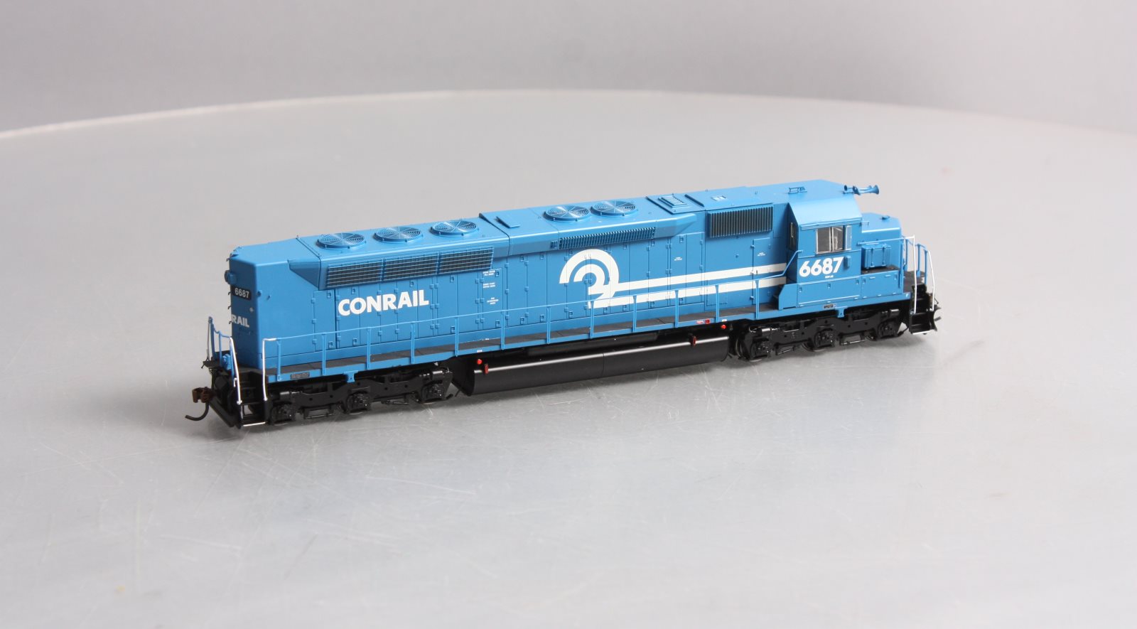 Athearn G63648 HO Conrail SDP45 Diesel Loco w/DCC & Sound #6685