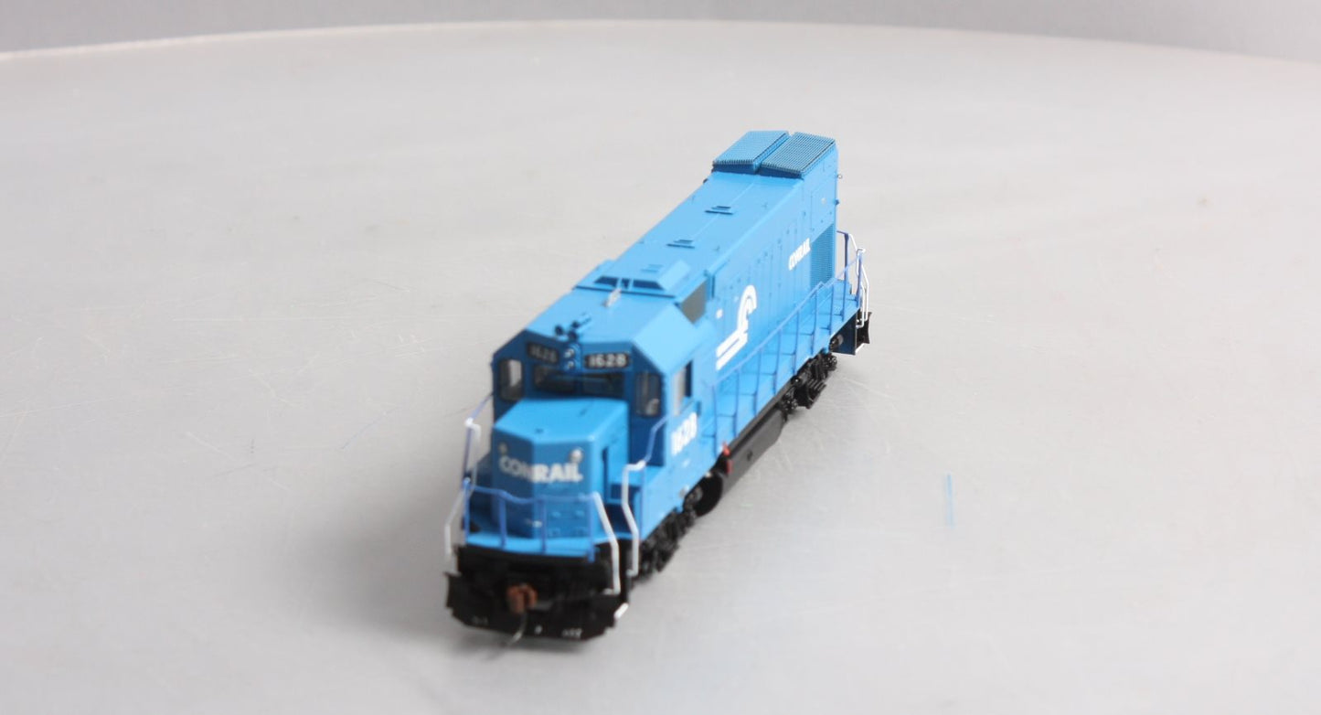 Athearn G68106 HO Conrail GP15-1 Diesel Locomotive with DCC & Sound #1628