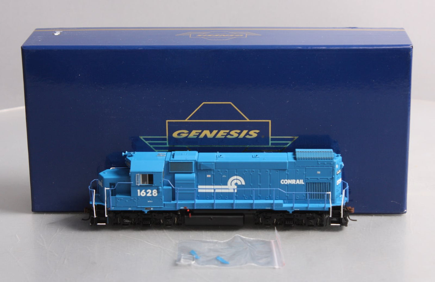 Athearn G68106 HO Conrail GP15-1 Diesel Locomotive with DCC & Sound #1628