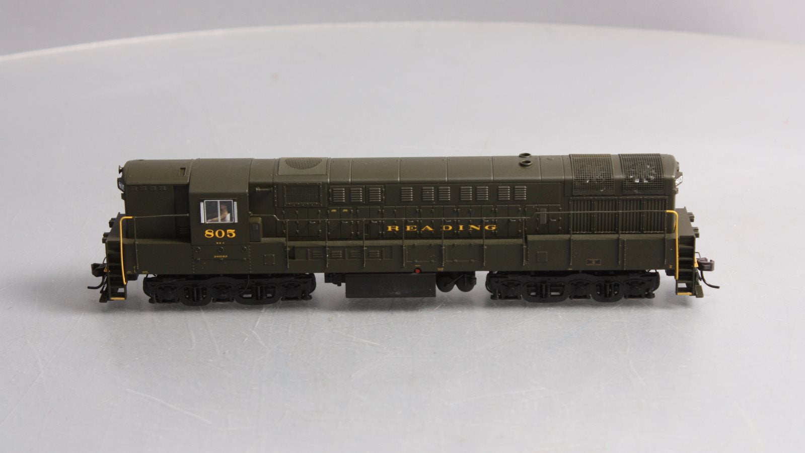 Atlas 7874 HO Reading Train Master Phase 1b Diesel Locomotive #805