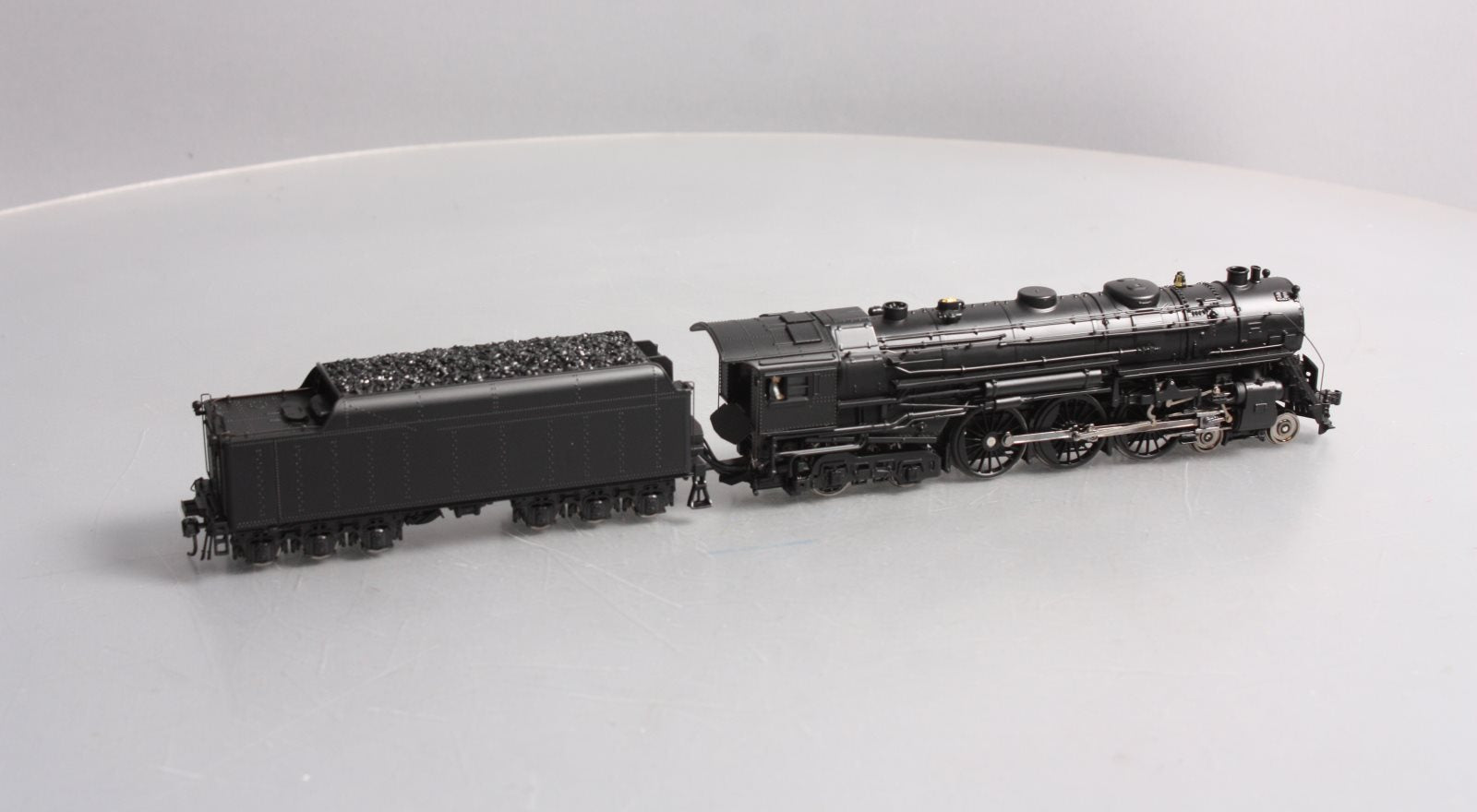 Broadway Limited 2590 HO Painted, Unlettered NYC J1e Hudson 4-6-4 Steam Loco
