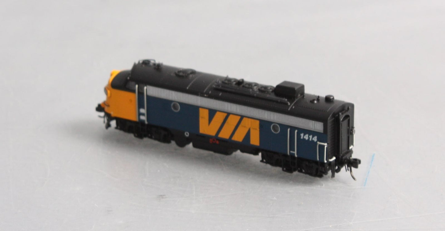 Rapido Trains 530536 N Via Rail Canada FP9A VIA Rail Canada #1414 w/sd