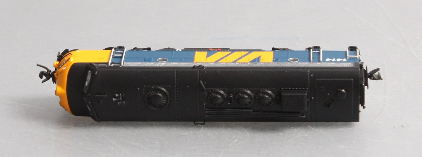 Rapido Trains 530536 N Via Rail Canada FP9A VIA Rail Canada #1414 w/sd