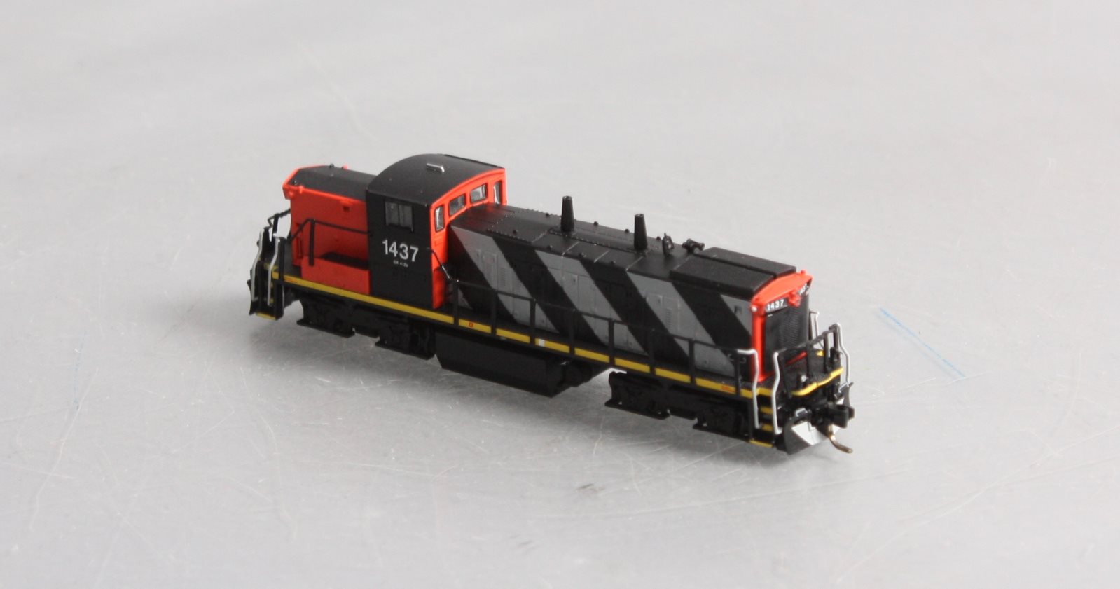 Rapido Trains 70038 N Canadian National GMD-1 1400-Series 4-Axle Version #1437