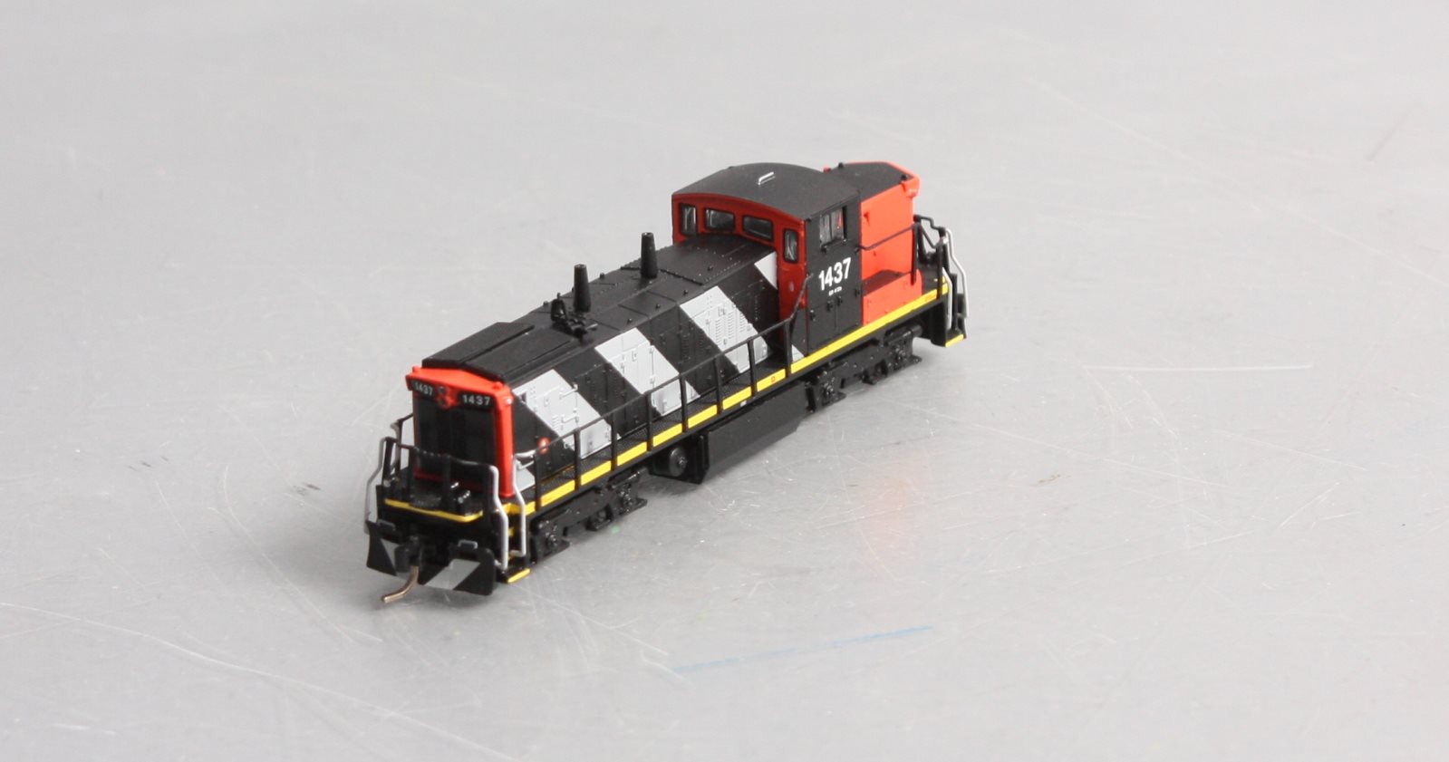Rapido Trains 70038 N Canadian National GMD-1 1400-Series 4-Axle Version #1437