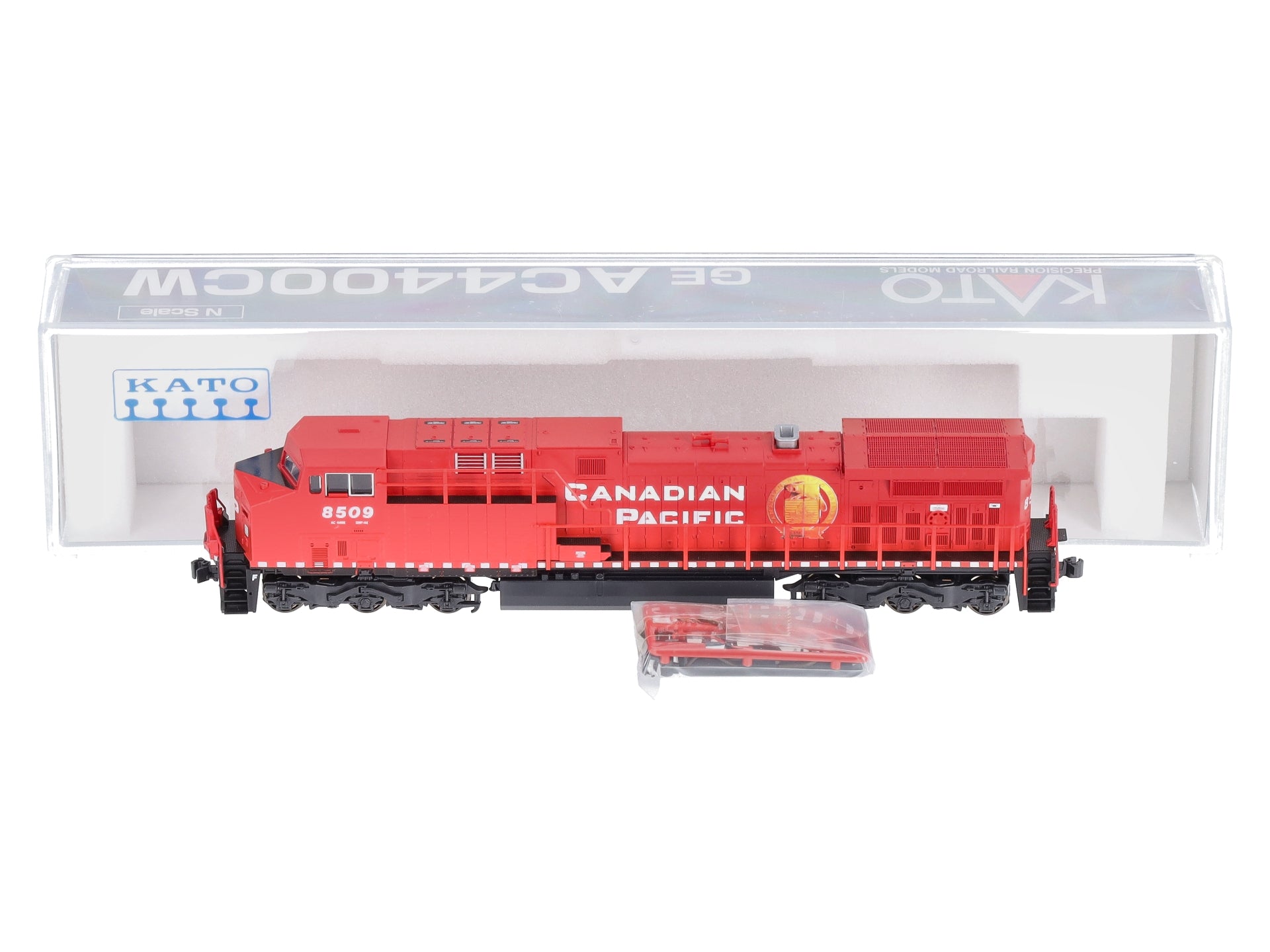 Kato 176-7215 N Scale Candadian Pacific Diesel Locomotive # 8509