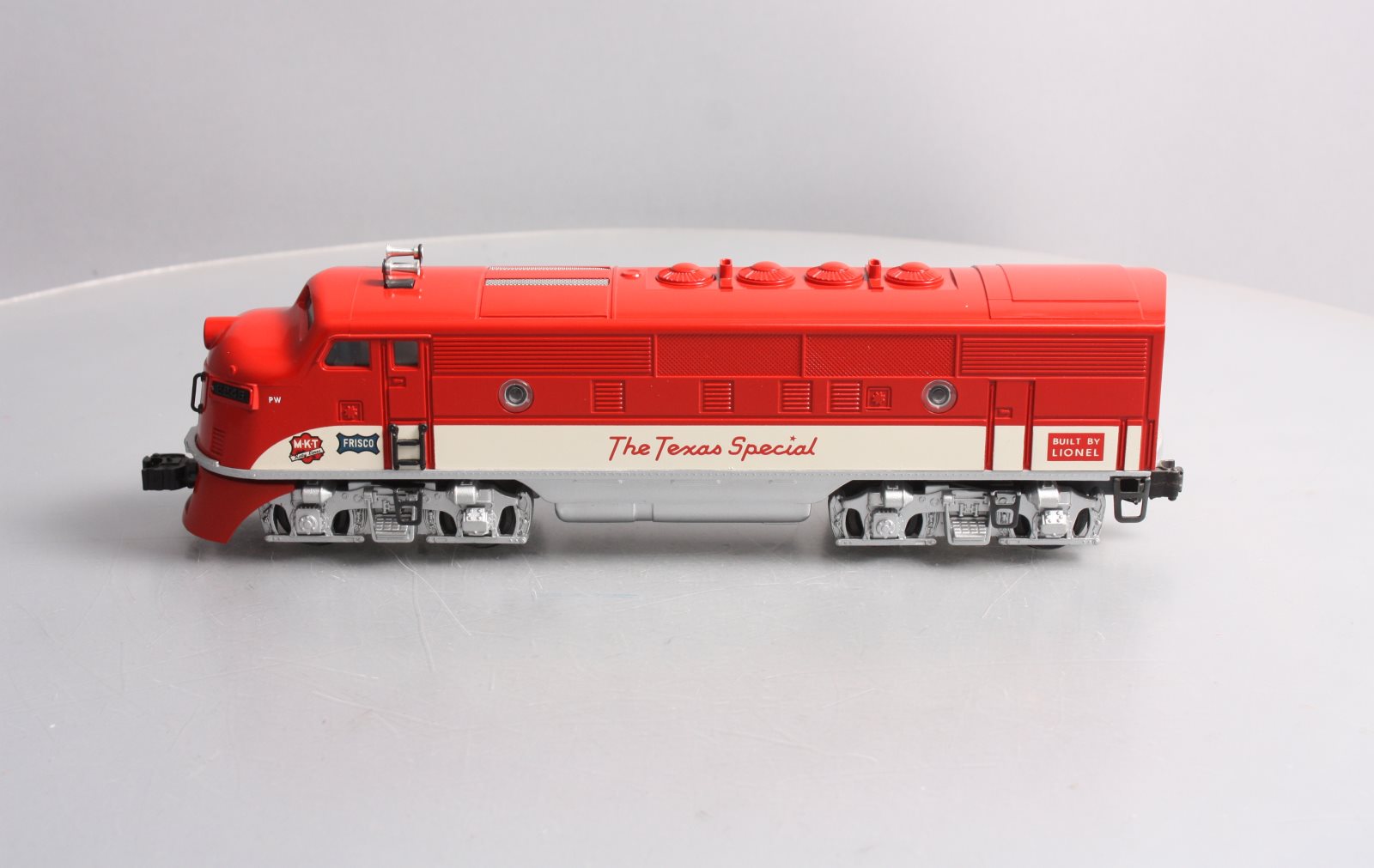 Lionel 6-38103 O Gauge Texas Special F3 A Powered Diesel Locomotive #2245 NIB