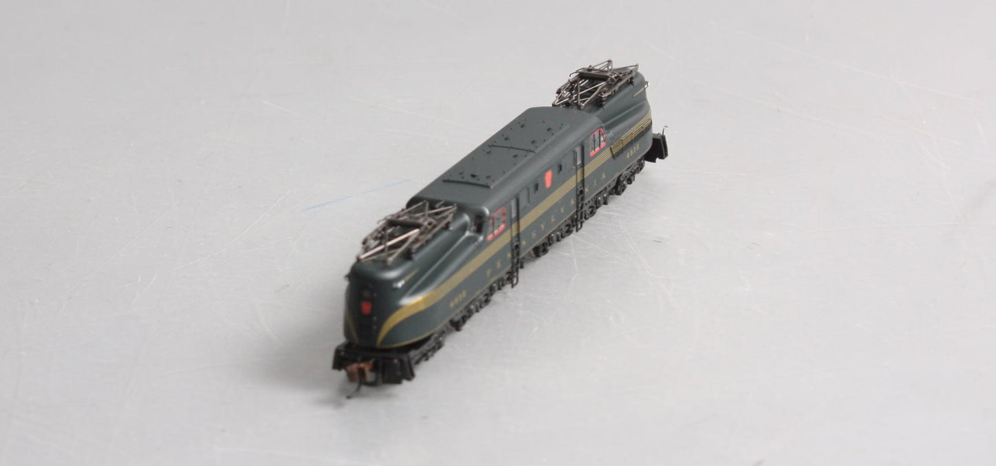 Bachmann 65353 N Pennsylvania GG-1 Electric Locomotive with Sound and DCC #4935