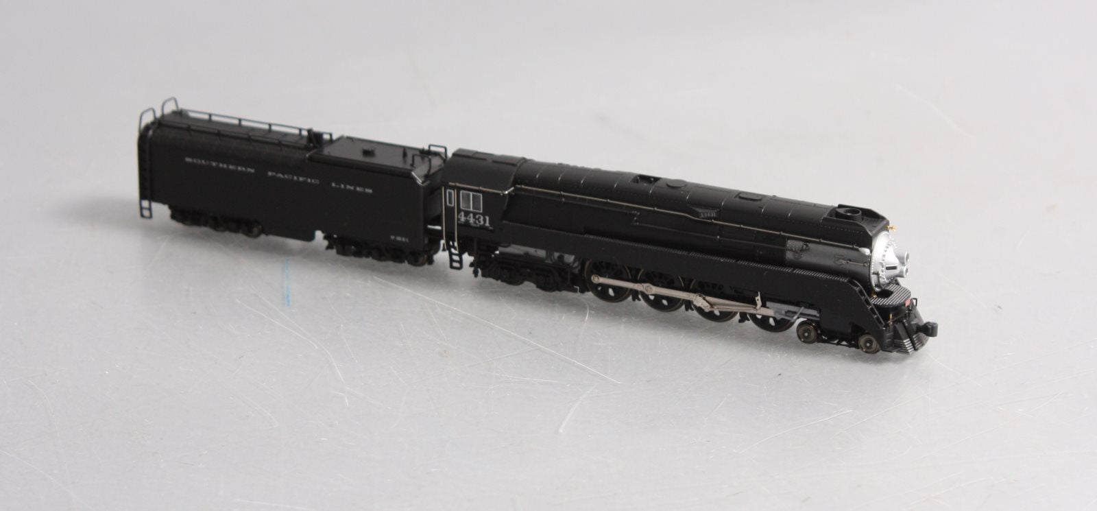 Kato 126-0303 N Scale Southern Pacific GS-4 Steam Locomotive & Tender