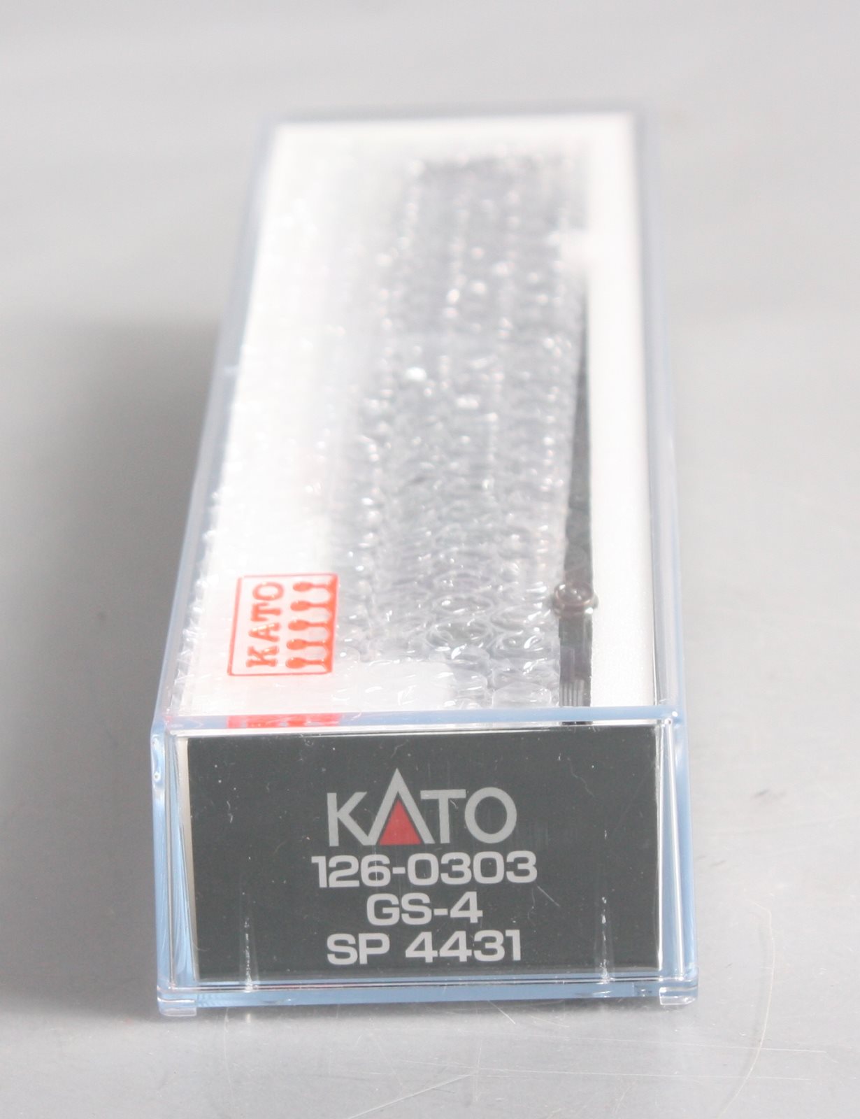 Kato 126-0303 N Scale Southern Pacific GS-4 Steam Locomotive & Tender