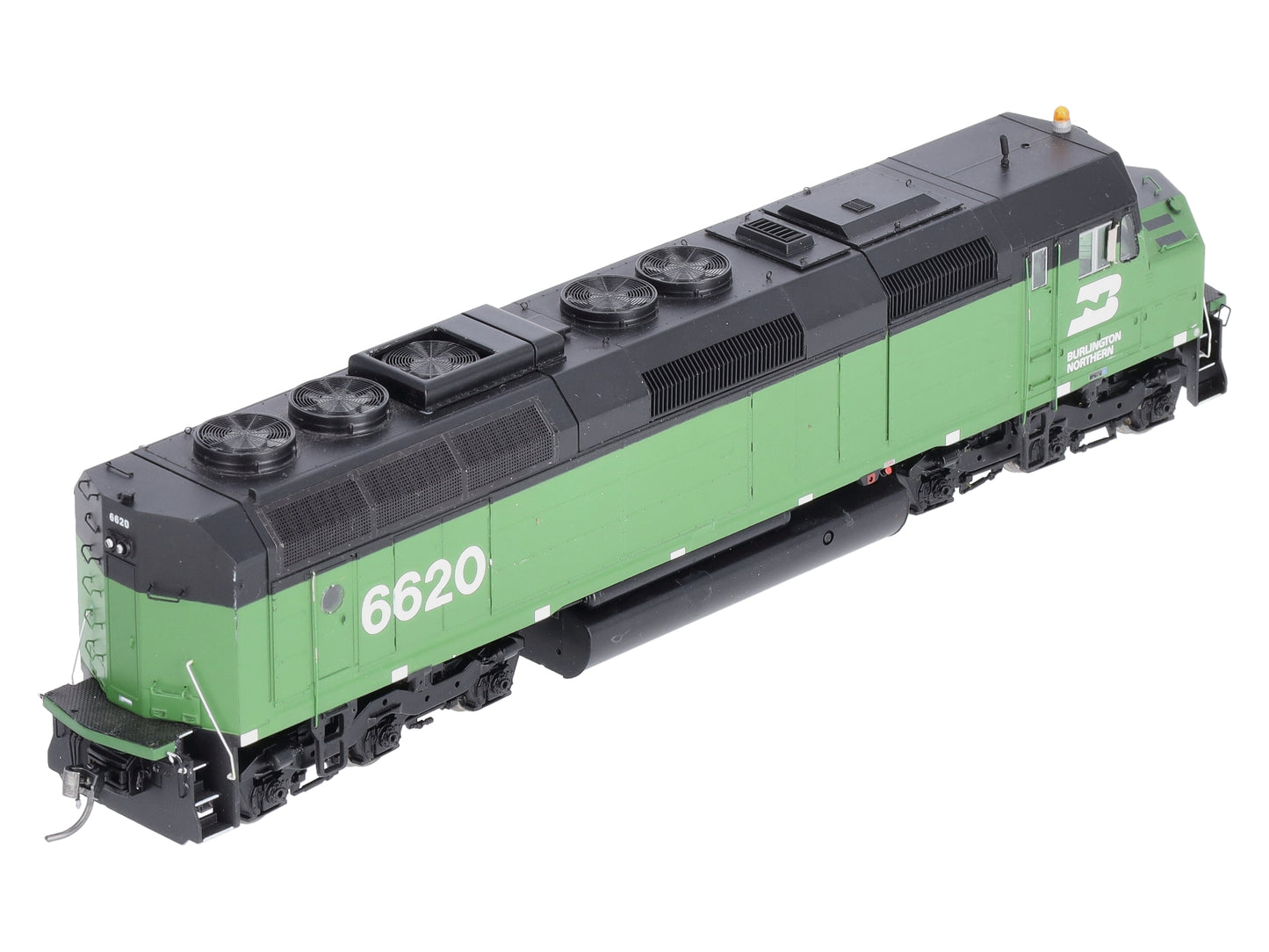 Athearn G67655 HO Burlington Northern F45 Diesel Locomotive w/DCC & Sound #6620