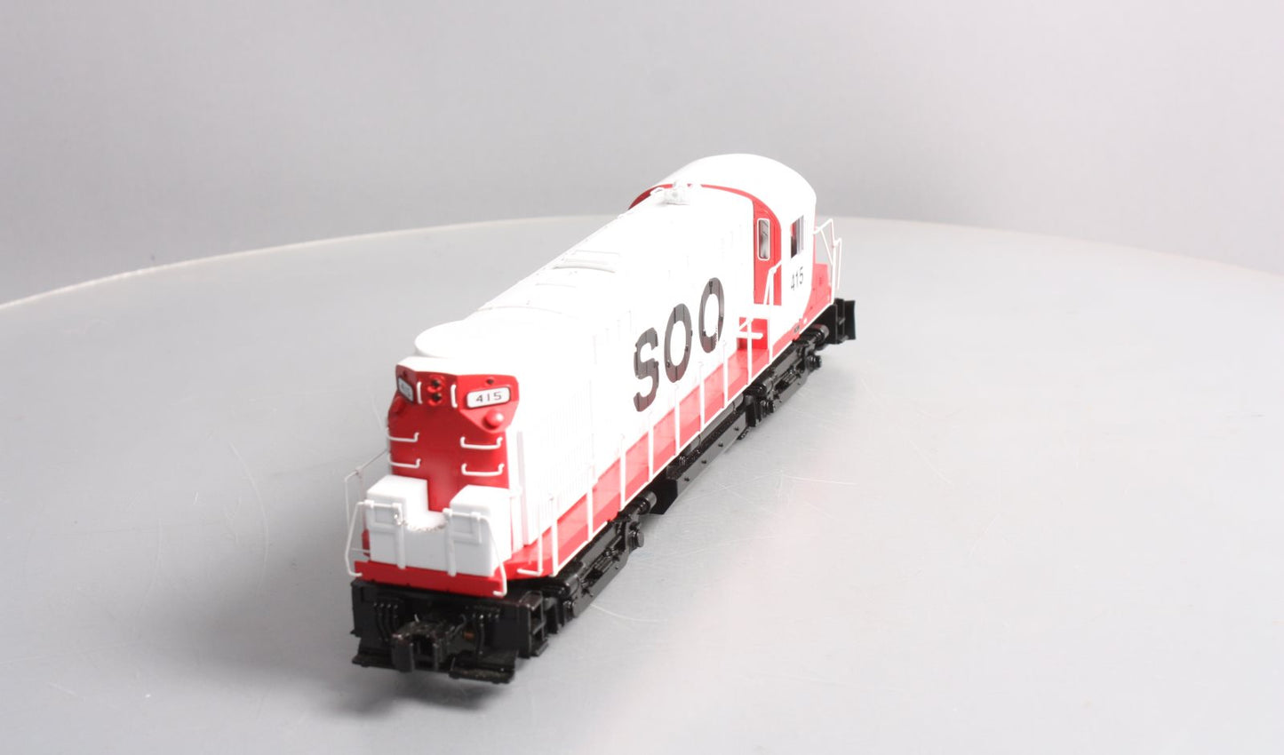 Lionel 2233371 O Gauge Soo Line RS-27 Diesel Locomotive #415 with LEGACY