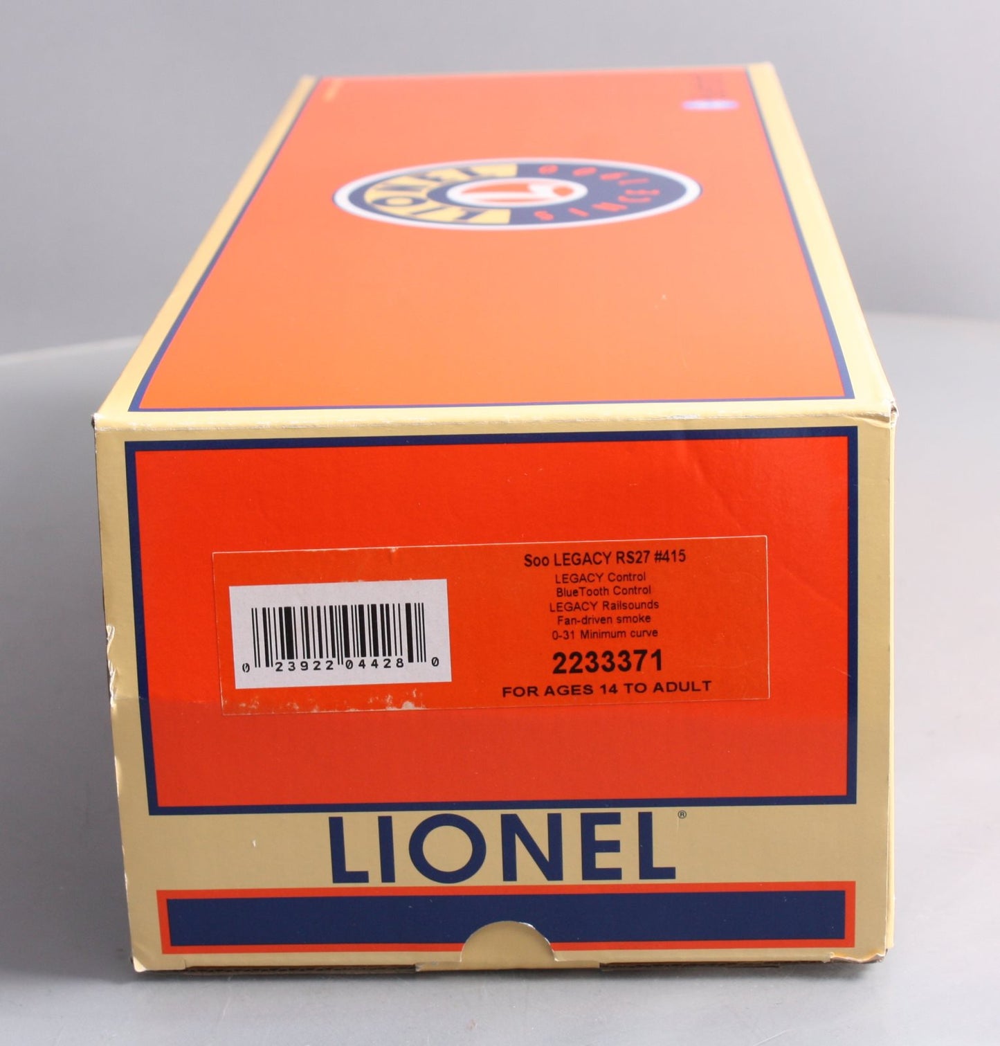Lionel 2233371 O Gauge Soo Line RS-27 Diesel Locomotive #415 with LEGACY