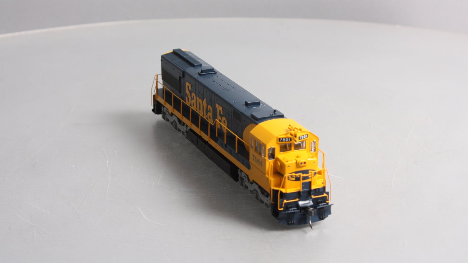Atlas 10003704 HO Scale Santa Fe U28CG Diesel Locomotive #7901 w/LokSound