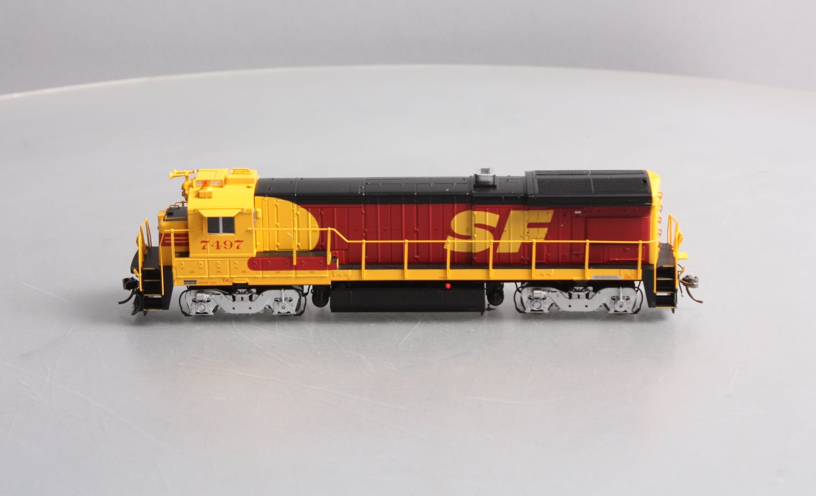 Rapido Trains 18560 HO ATSF B36-7 Diesel Locomotive #7497 w/DCC