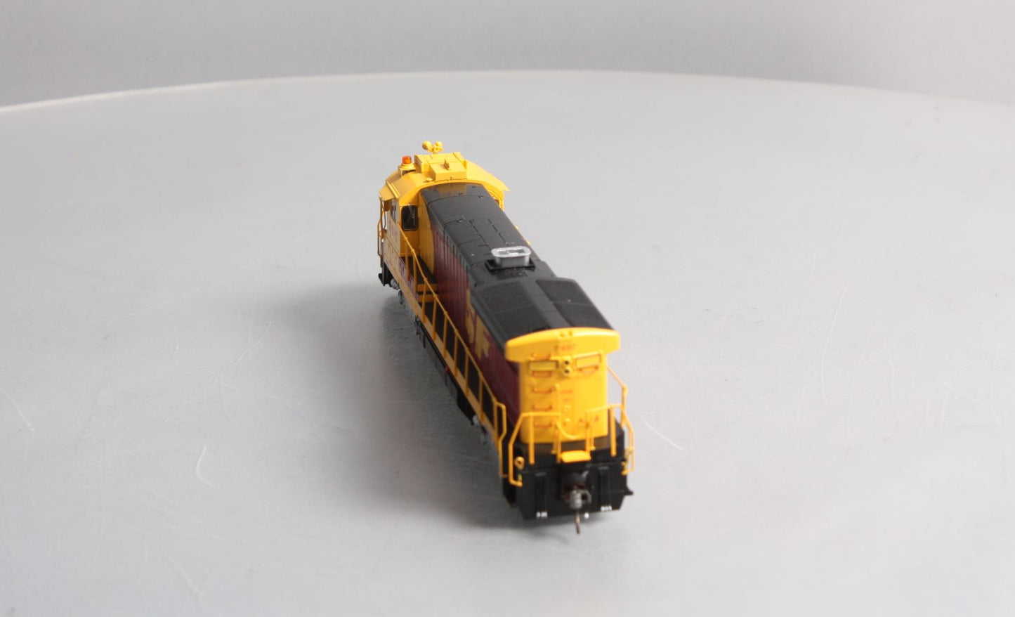 Rapido Trains 18560 HO ATSF B36-7 Diesel Locomotive #7497 w/DCC