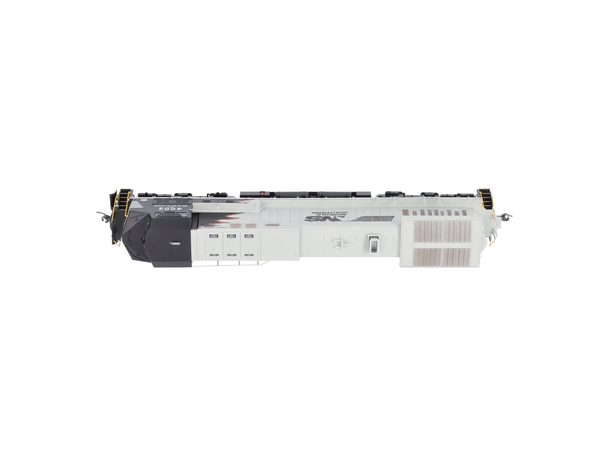 Roundhouse 97256 HO Norfolk Southern AC44C6M Diesel Locomotive  #4002 NIB