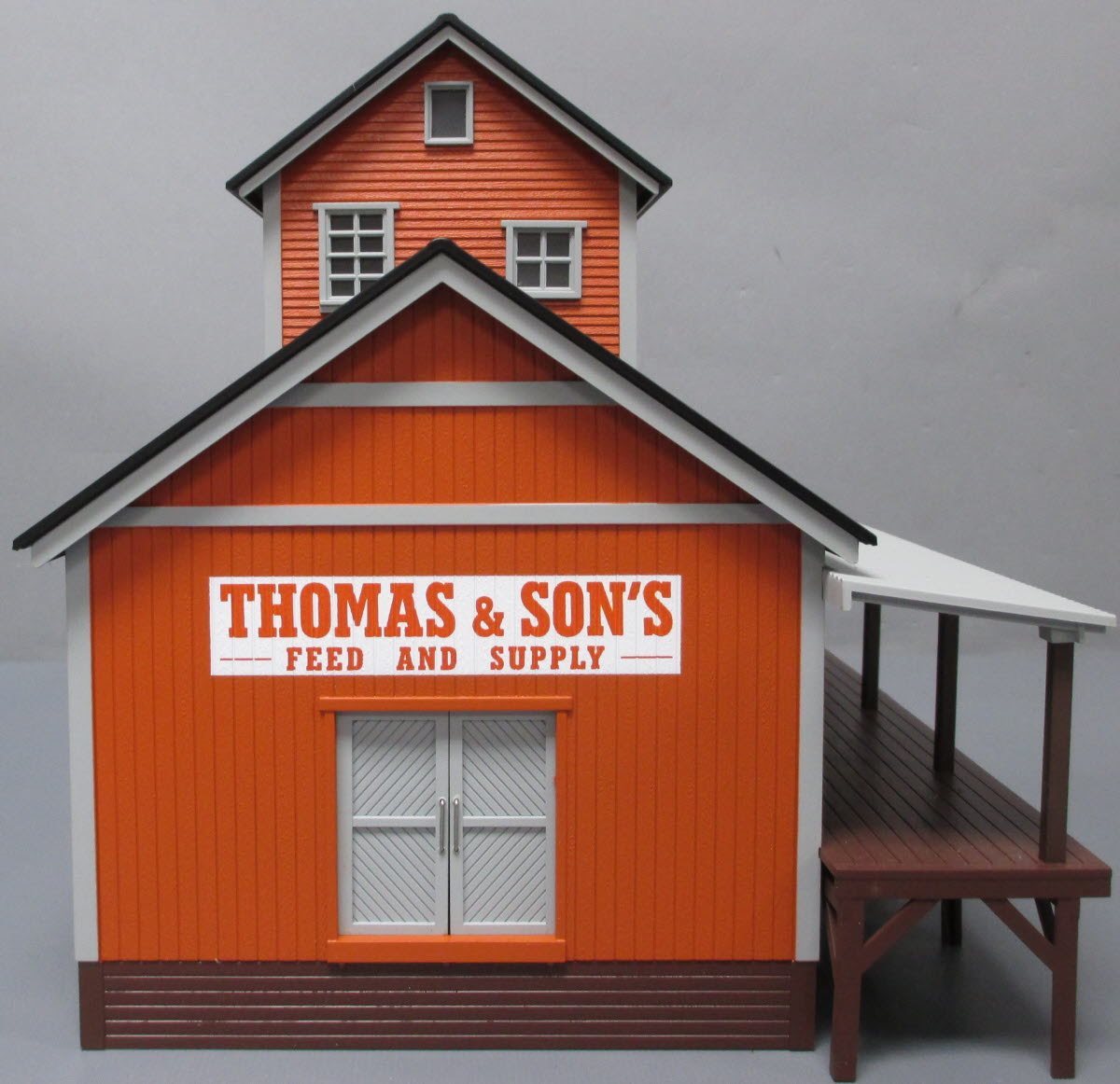 MTH 30-90024 O Scale Thomas & Sons Transfer Warehouse NIB