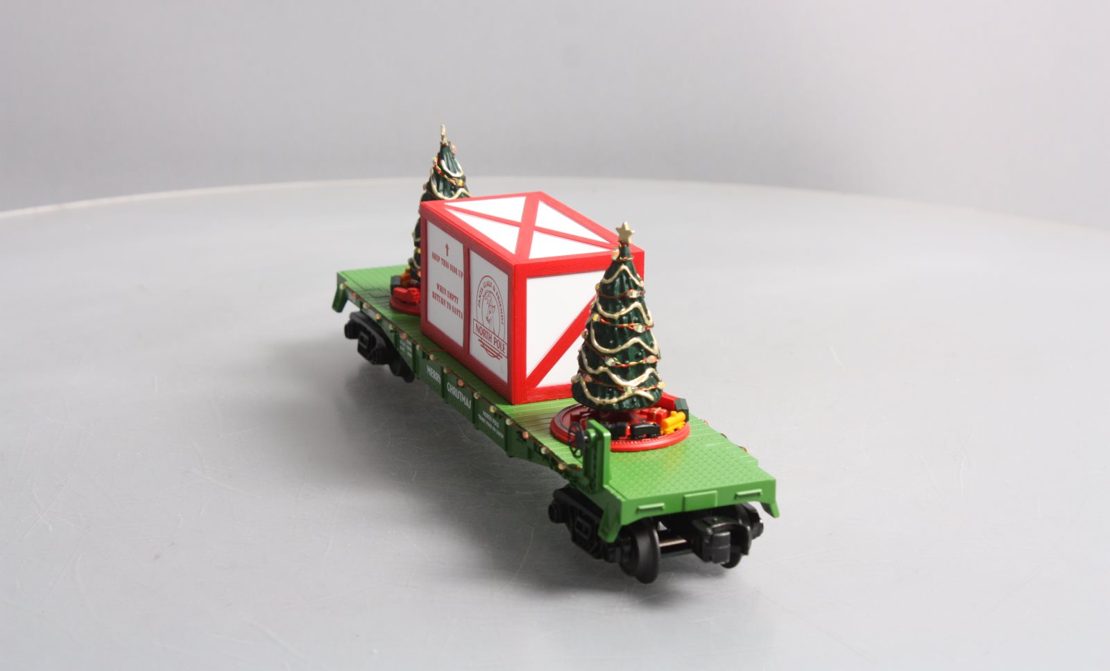 MTH 30-76733 O Christmas Flatcar with Lighted Christmas Trees