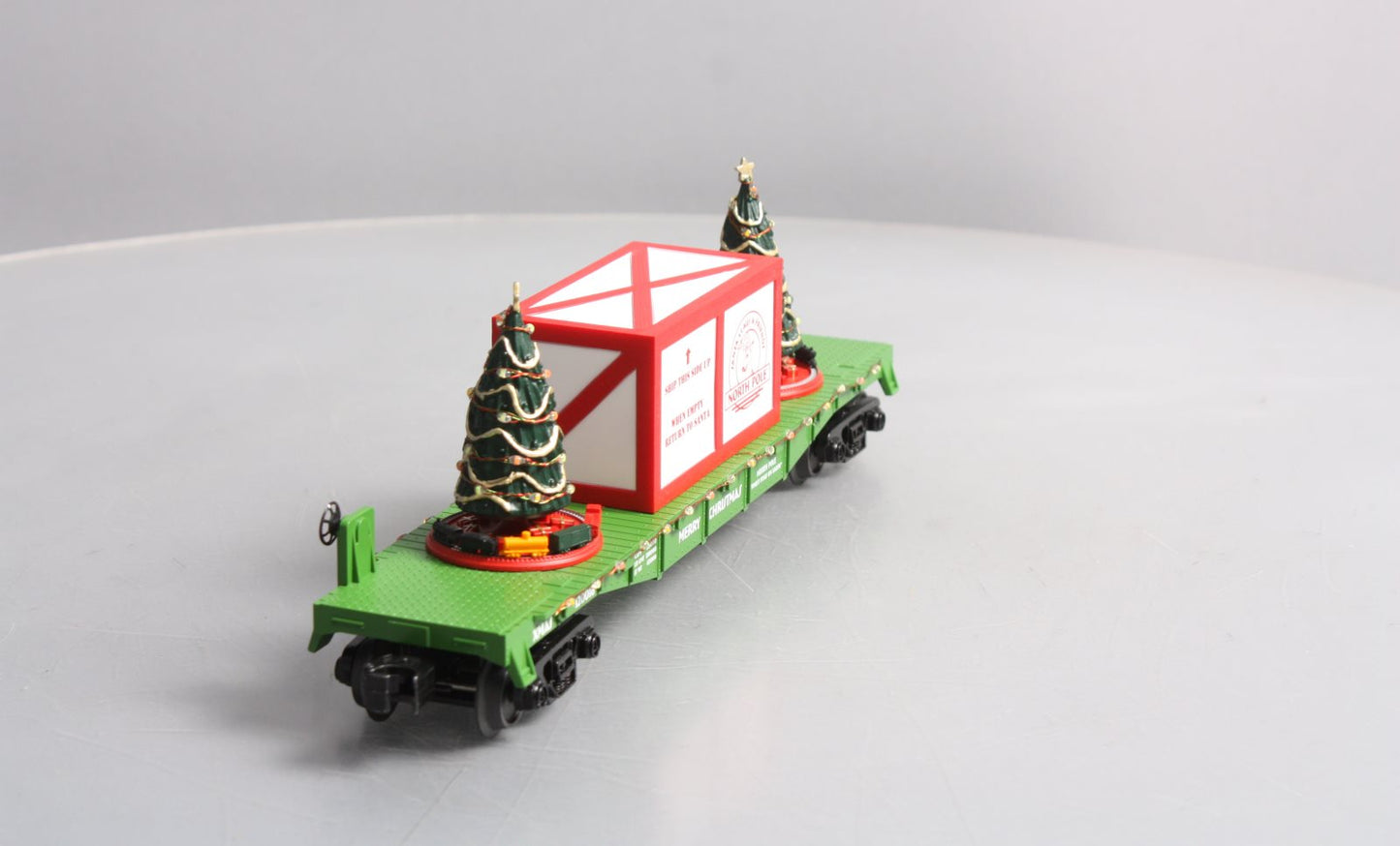 MTH 30-76733 O Christmas Flatcar with Lighted Christmas Trees