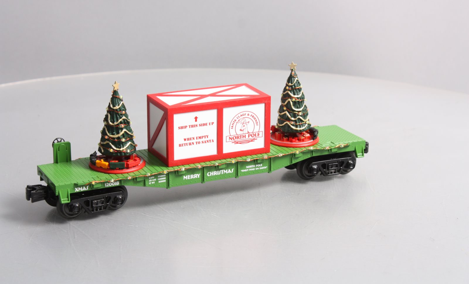 MTH 30-76733 O Christmas Flatcar with Lighted Christmas Trees
