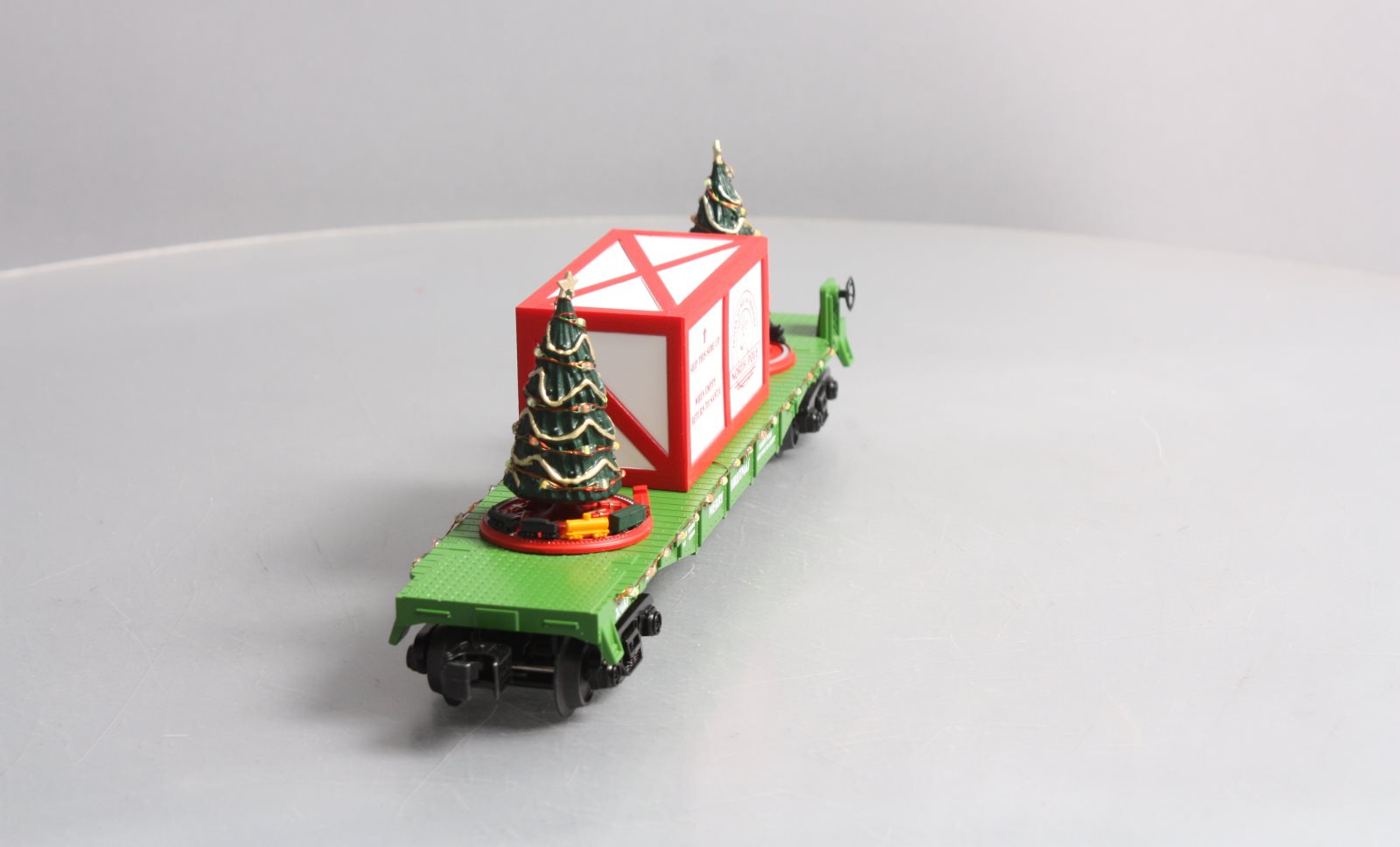 MTH 30-76733 O Christmas Flatcar with Lighted Christmas Trees