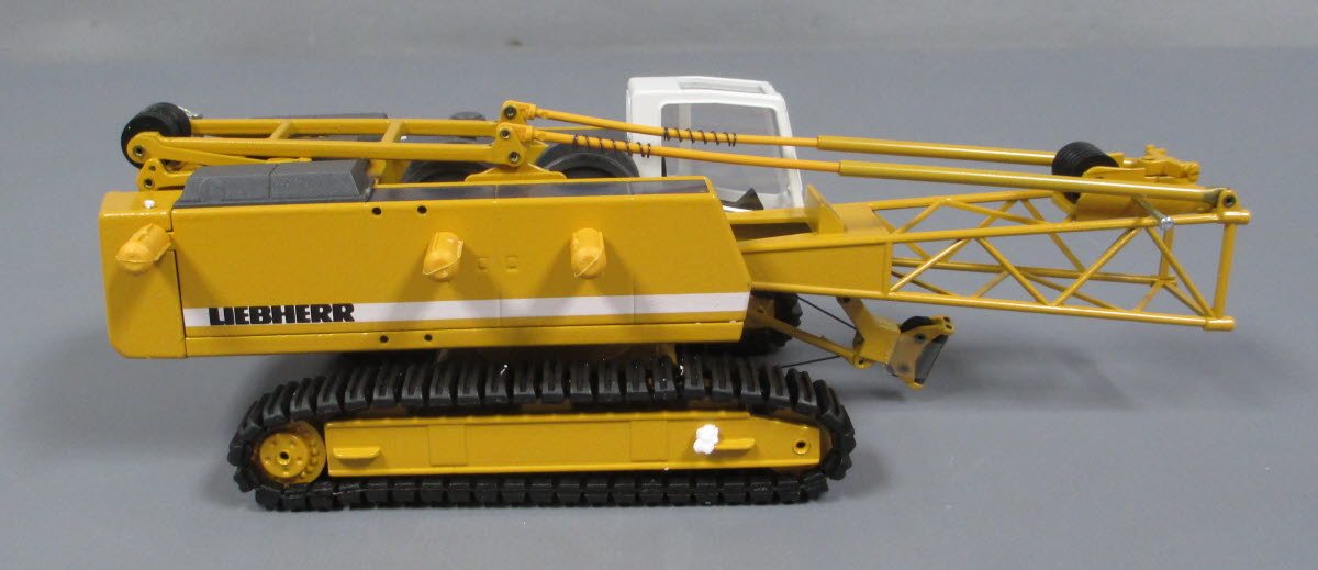 Conrad 2732 1:50 Liebherr HS 843 HD Hydraulic Crawler Crane