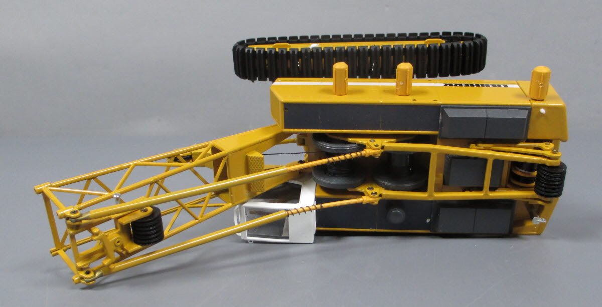 Conrad 2732 1:50 Liebherr HS 843 HD Hydraulic Crawler Crane
