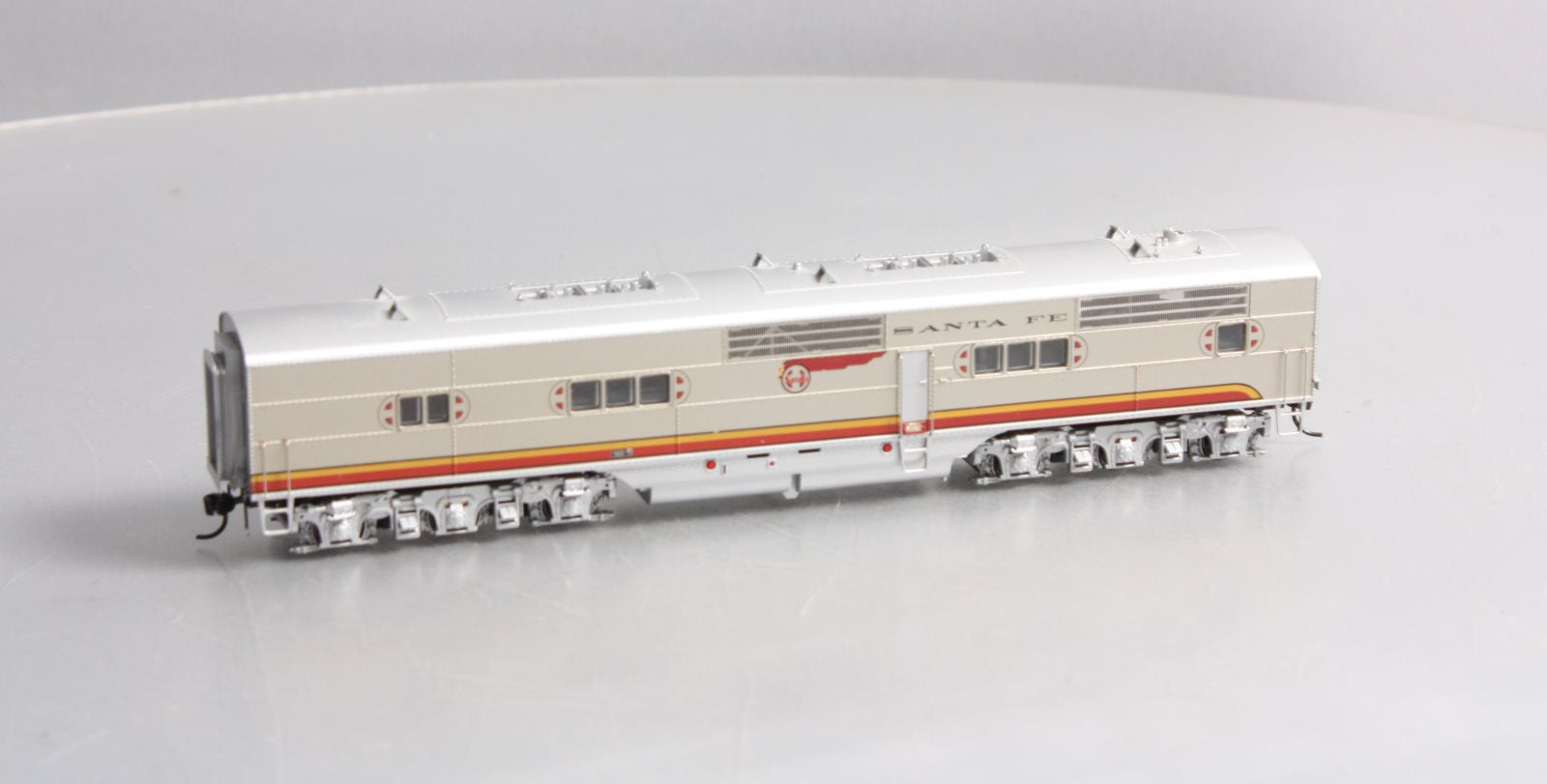 Broadway Limited 5497 HO ATSF EMC E-1B P3 Diesel Locomotive #2A
