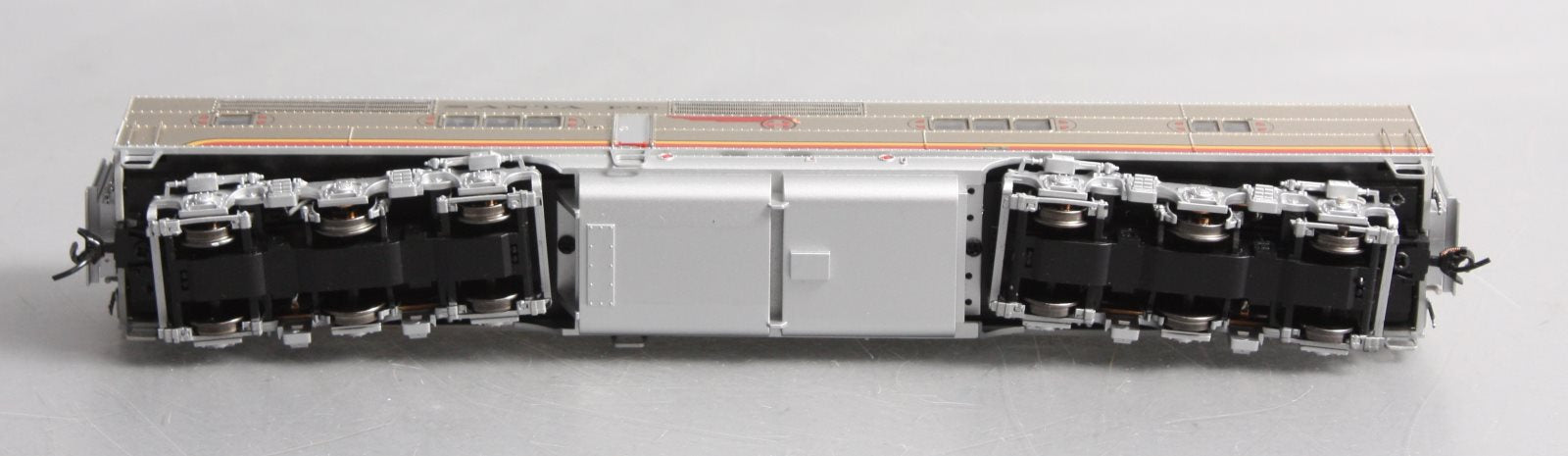 Broadway Limited 5497 HO ATSF EMC E-1B P3 Diesel Locomotive #2A