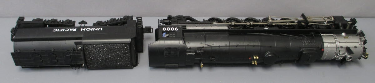 Lionel 6-38029 O Union Pacific 4-12-2 Steam Locomotive & Tender #9000 w/TMCC LN/Box